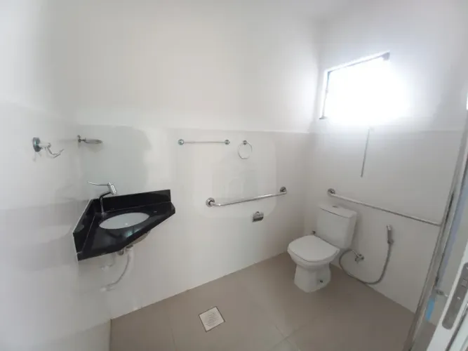 Casa comercial para locação no bairro Martins