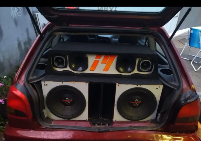 Som automotivo