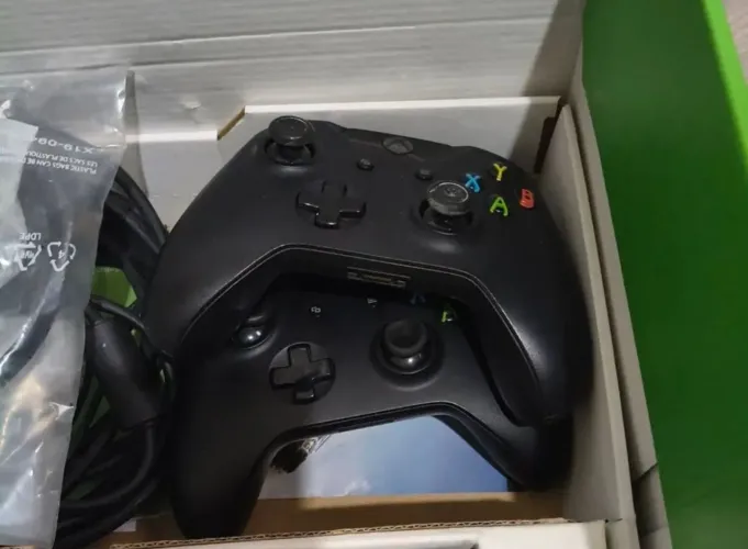 Dois Controles Xbox One