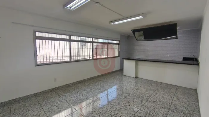 Prédio comercial excelente com área total 243 m² na Vila Formosa para venda ou locação