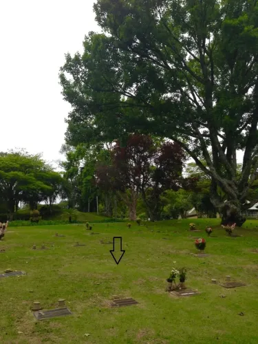 Jazigo Cemitério Parque Iguaçu - Curitiba PR (sepulcro/túmulo/sepultura)