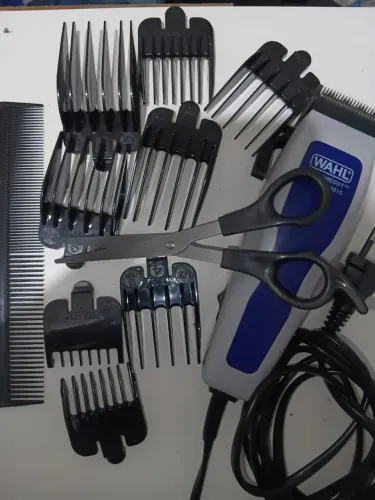 Máquina de cortar cabelo nunca usada $80