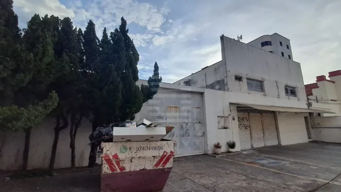 Predio comercial para locaçao no São Bernardo , 896 At com 15 vagas de garagem