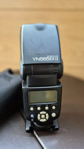 Flash Yongnuo YN565EX II funcionando perfeitamente
