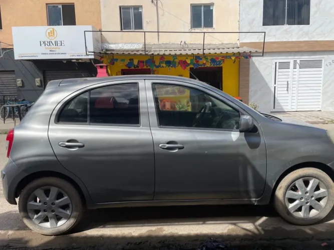 Nissan March S 1.6 16V Flex Fuel 5P 2013