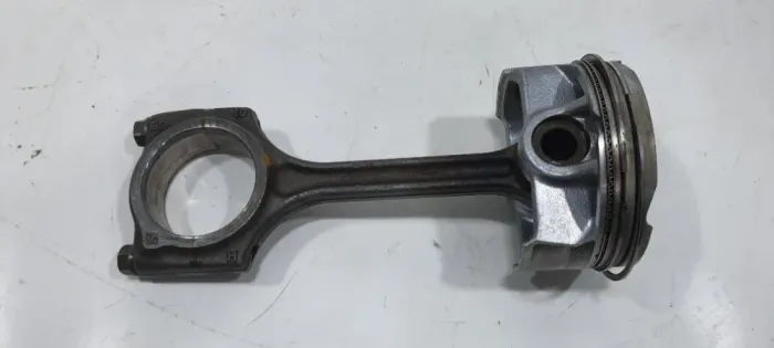 Pistão E Biela 0,50 Renault Sandero 3cc Ano 2018 K036096p