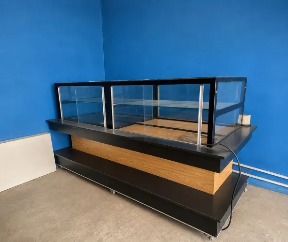 Vendo mesa para padaria