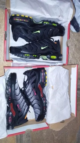 Nike air max plus Tn valor a combinar no pix interessados *