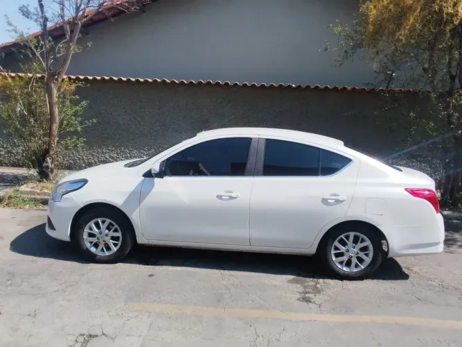 Nissan Versa SV 1.6 16V Flexstart 4P Aut. 2017