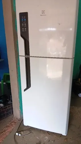 Vendo geladeira funcionando perfeitamente