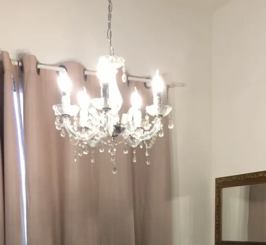 Lustre vintage com lâmpadas