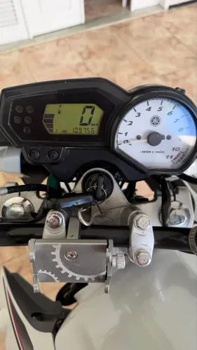 Vendo Yamaha fazer 250