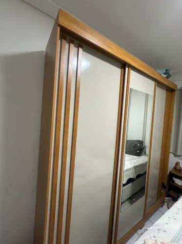 Guarda roupa casal