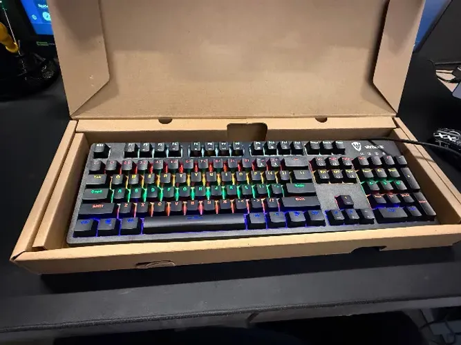 Teclado Mecânico Gamer Sate K6 RGB ? Switch Azul