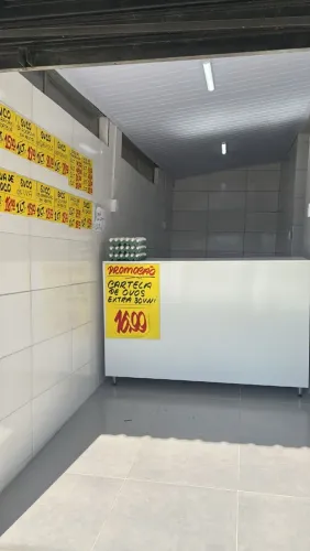 Comércio montado só trabalhar 1 maquina extratora de suco de laranja compreta está func