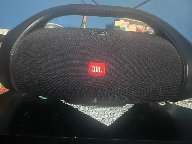 Caixa de som JBL BOOMBOX