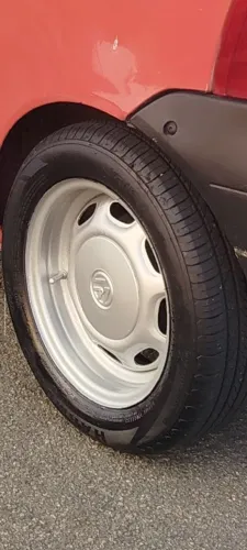 Rodas e pneu aro 13 furacão 4/100