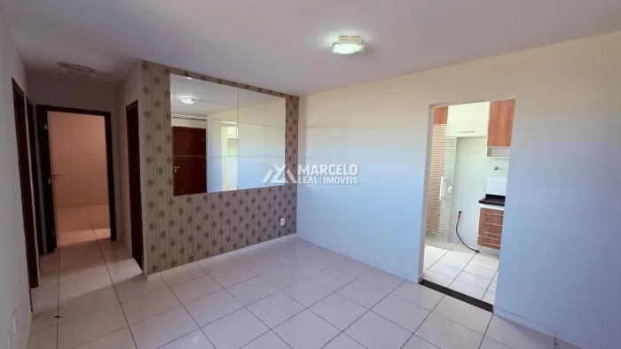 Apto com 3 dormitórios e 1 suíte no 3º andar na 1ª Avenida Boa Vista, Vitória da Conquista
