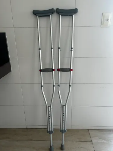 Bengala retrátil seminova