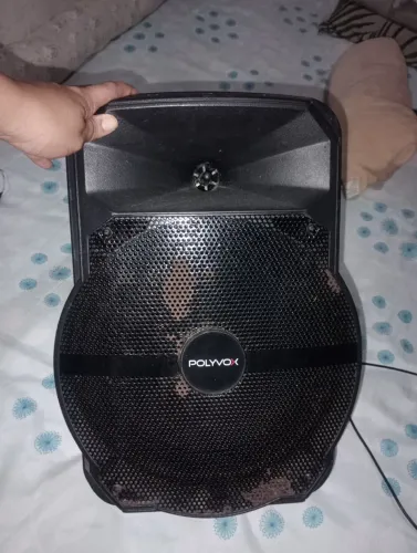Caixa de som polyvox