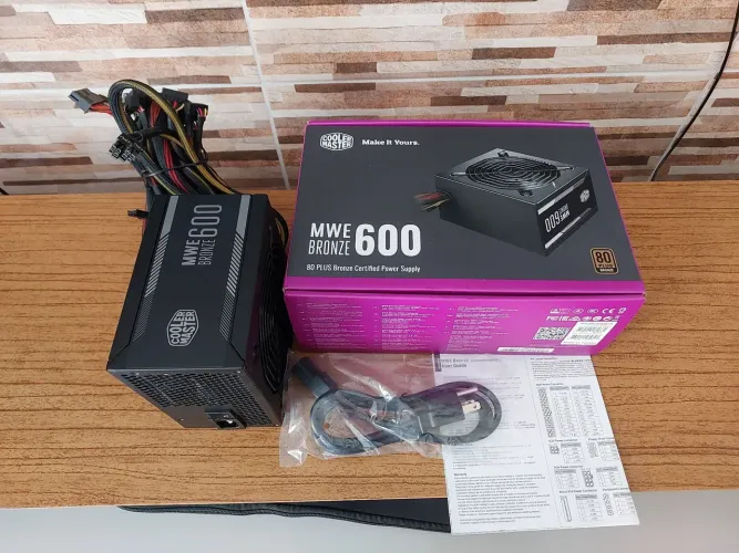 Fonte Cooler Master MWE 600W