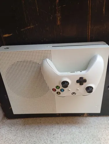 Xbox One s