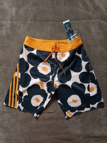 Bermuda adidas x marimeko tamanho PP original masculino. 