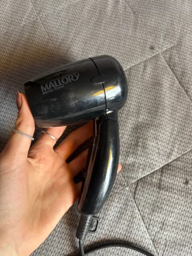 Vendo secador de cabelo para viagem