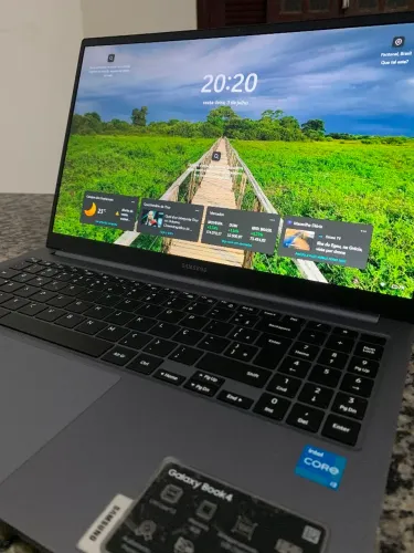 Notebook Samsung Galaxy book 4