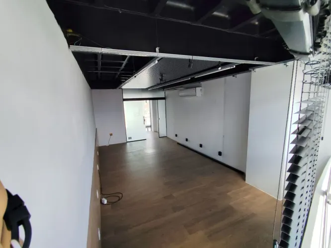 Alugo Sala pronta planejada, com ar condicionado, lavabo empresarial Times