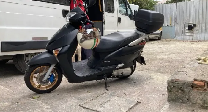 Vendo Honda Lead em perfeito estado