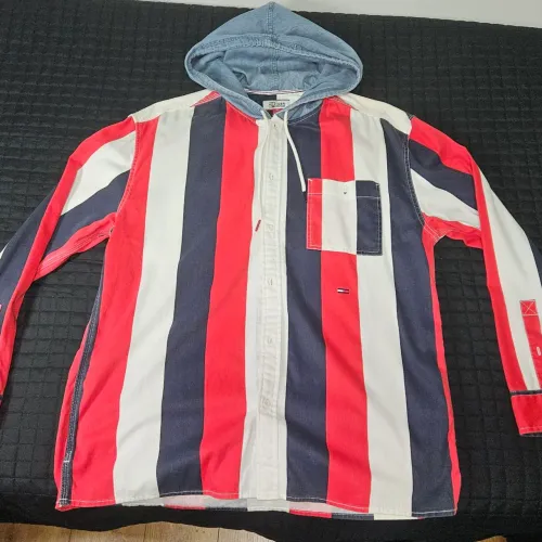Camisa Tommy Hilfiger com Capuz Listrada - MVintage
