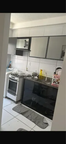 Vendo armario de cozinha com 5 meses de uso, estado de novo