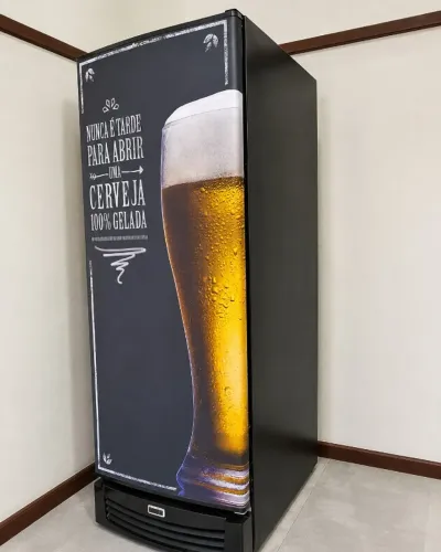 Cervejeira Vertical Fricon 565L, 220V | COM APENAS 2 MESES DE USO!