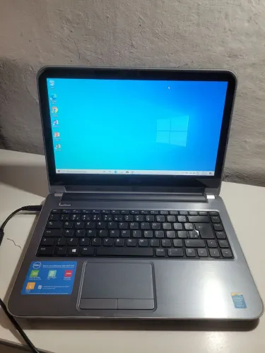 Notebook Dell i7 8GB de memória ram SSD e Placa de video