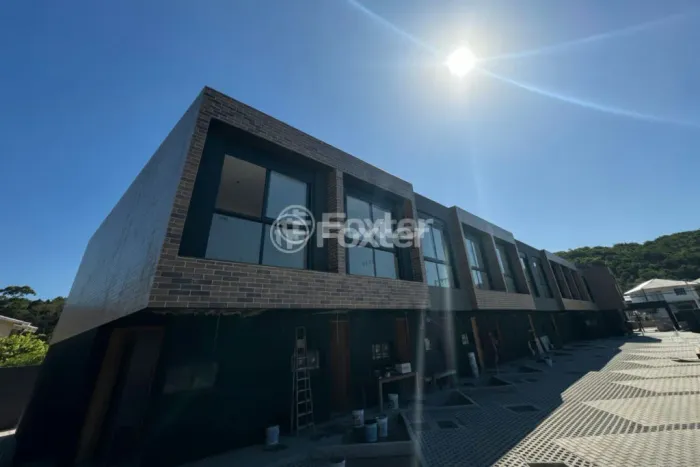 Casa em Condomínio à venda Rua Leonel Pereira, Cachoeira do Bom Jesus - Florianópolis