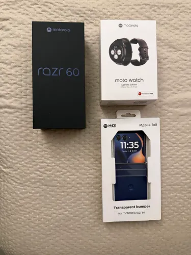 Razr 60 256 Gb Motorola (Lacrado) + Moto Watch Special Edition by Polar (lacrado)