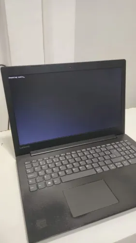 Notebook Lenovo semi novo
