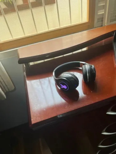 VENDO PHONE OUVIDO SEM FIO BLUETOOTH MARCA BEATS DECADE COLLECTION PLAYBOY
