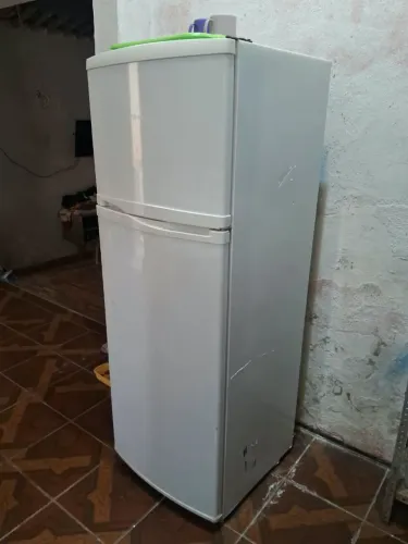 Geladeira Cônsul Frostfree