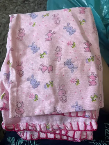 Roupinhas  para bebê ( menina ) 