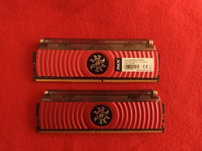 Memória Ram Xpg Gamer 16gb (2x8gb) Ddr4 3000mhz Spectrix D80