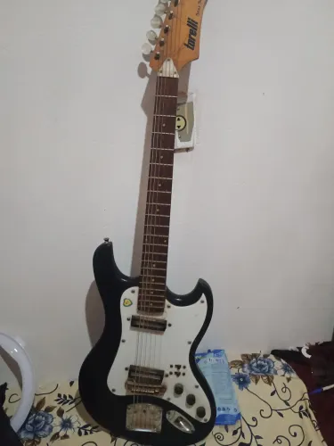 Guitarra torelli