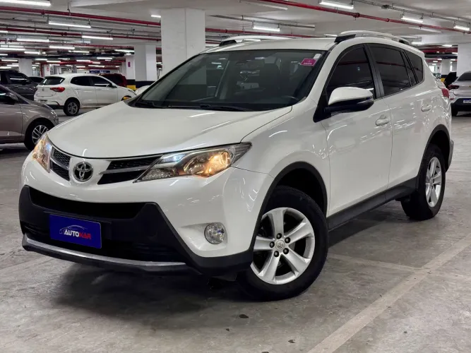 Toyota RAV4 2.0 4X4 16V Aut. 2014