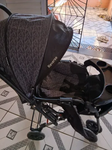 Carrinho de bebê cosco reverse