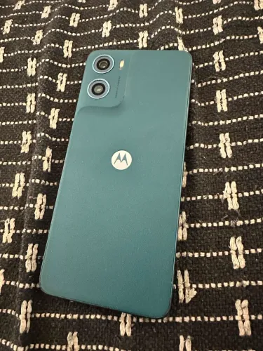     Moto G06 128GB - Ótimo Estado