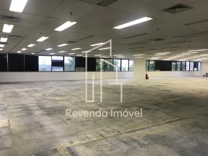 Conjunto Comercial para Locação em Cidade Monções, São Paulo-SP: 5 Banheiros, 8 Vagas de G