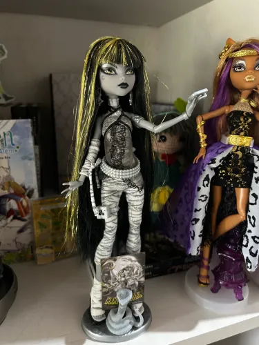 Boneca Monster High Cleo Reel Drama