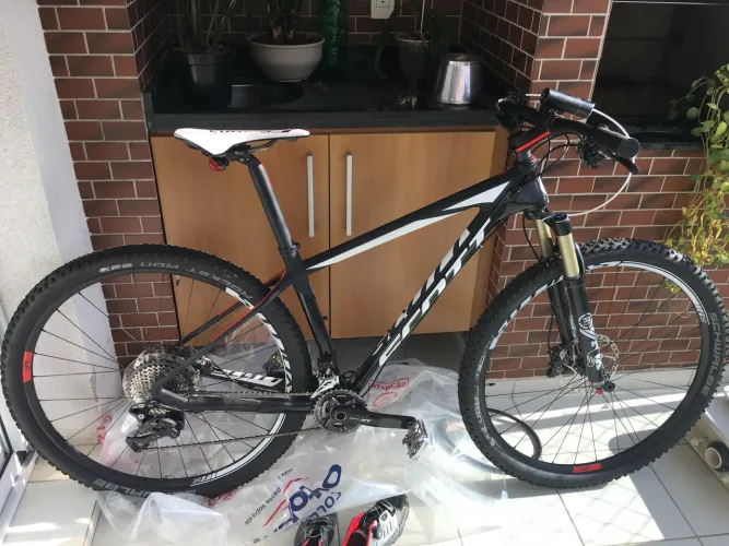 Scott Scale 910 - Ano 2016