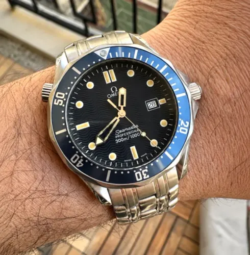 Relógio Omega Seamaster 007 - 41mm